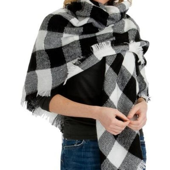 Checker Print BLANKET SCARF - Picture 4 of 8
